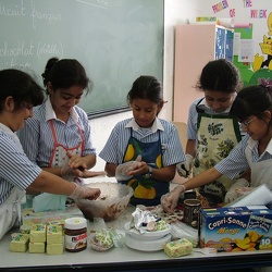 Chocolat Activity, Grade 5 Girls